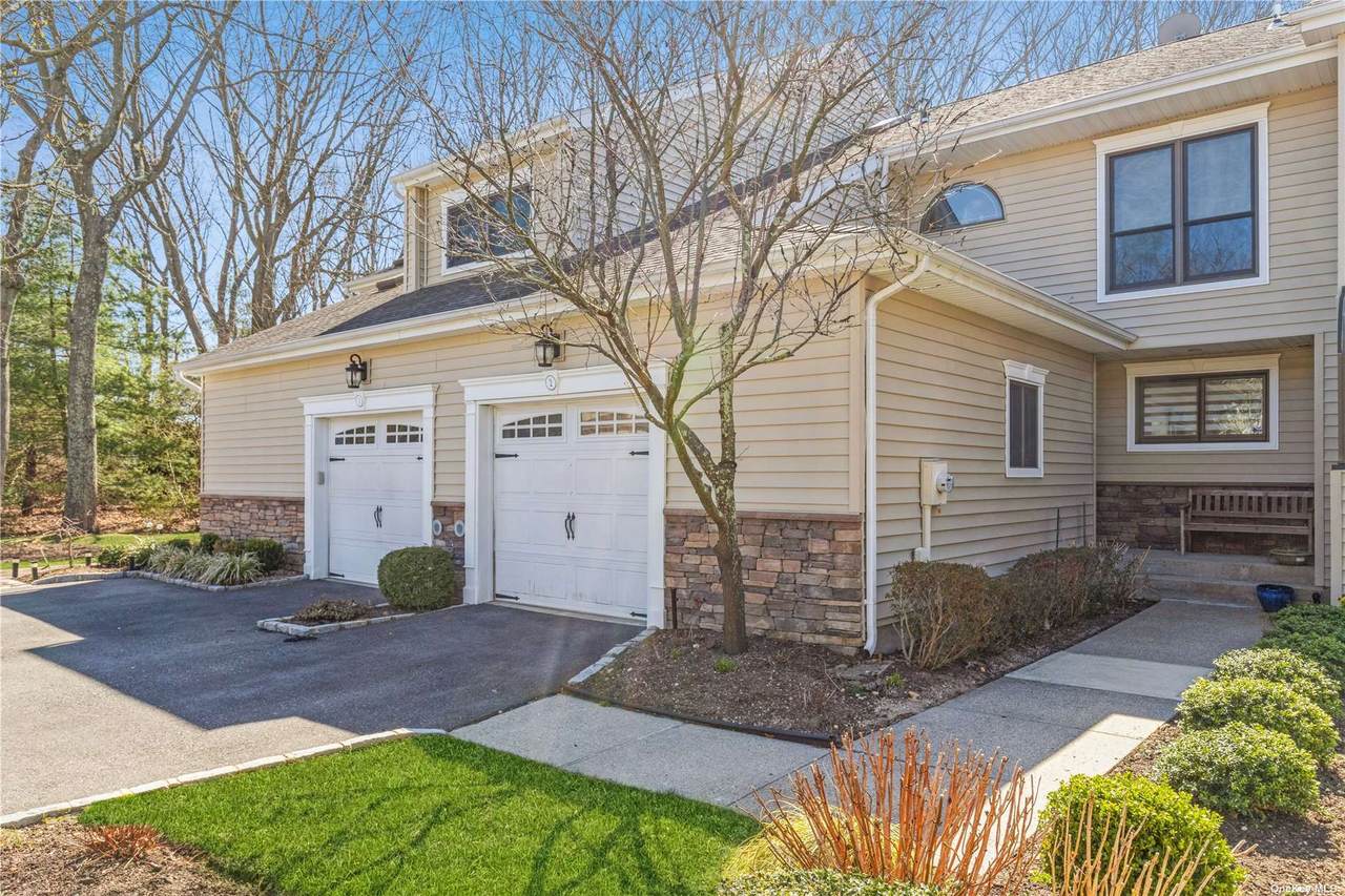 2 Villas Circle - Photo 1