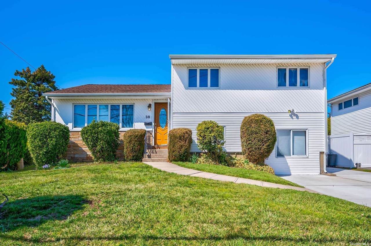 38 Willet Avenue - Photo 1