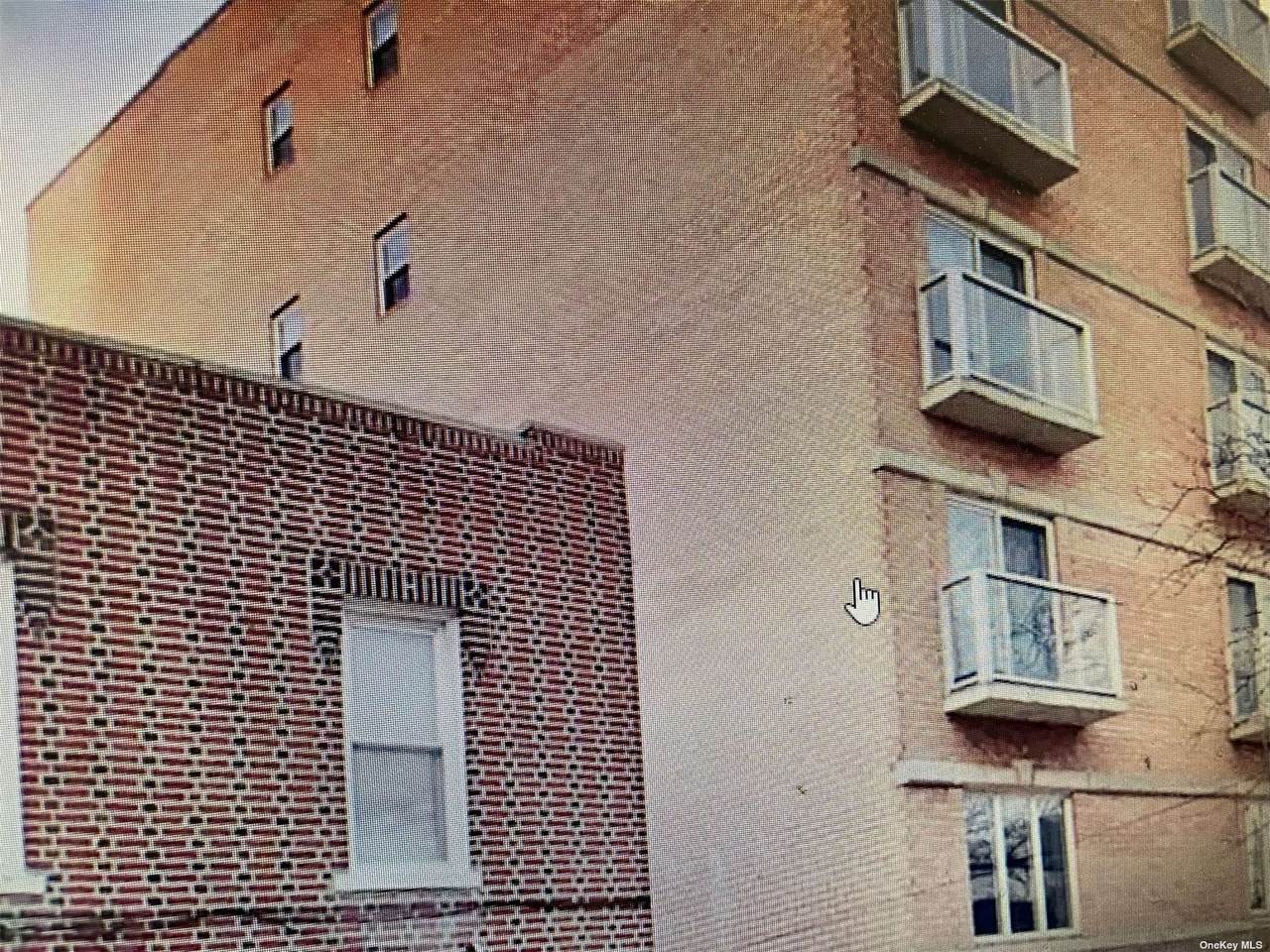 2011 Ave X - Photo 1