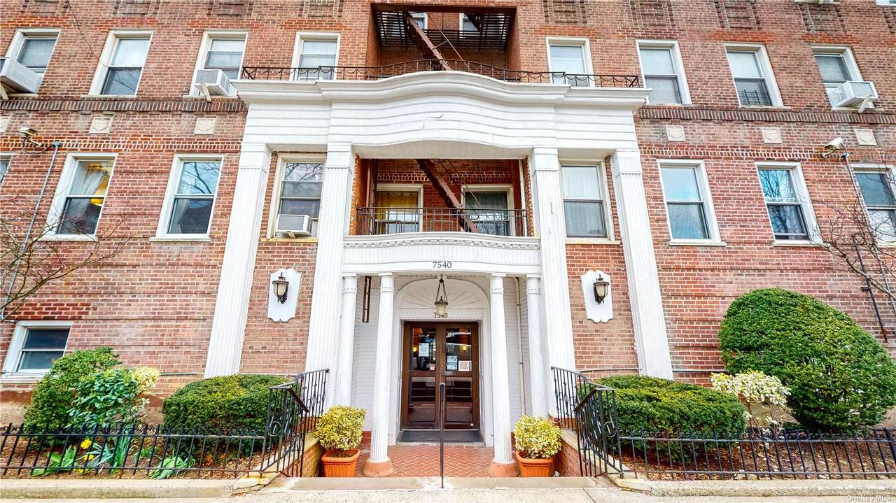 75-40 Austin Street - Photo 1