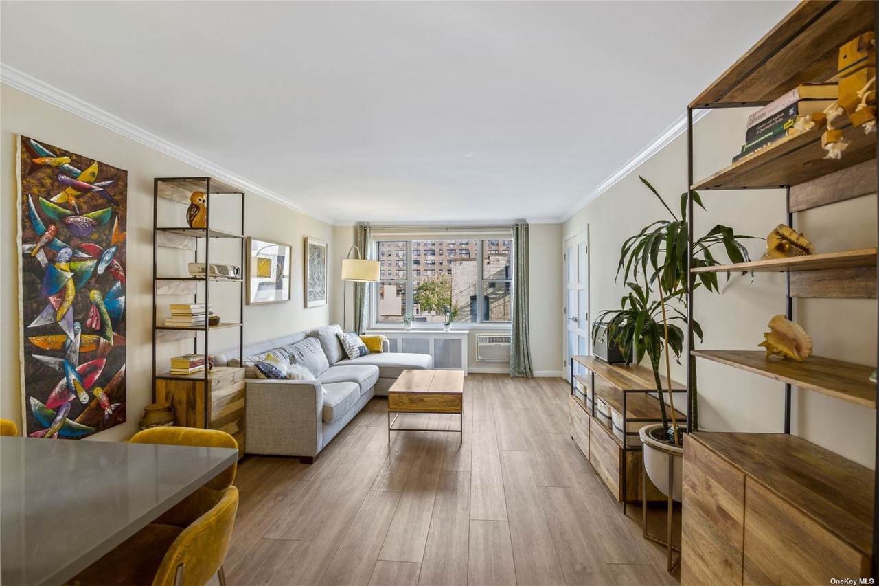 435 77th Street - Photo 1