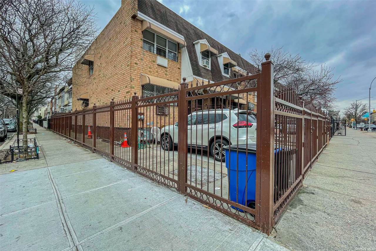550 Central Avenue - Photo 1