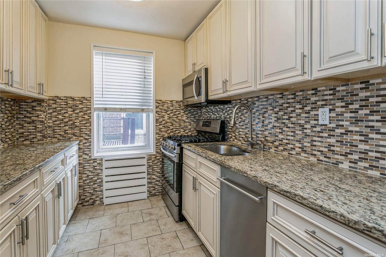 72-10 112 Street - Photo 1
