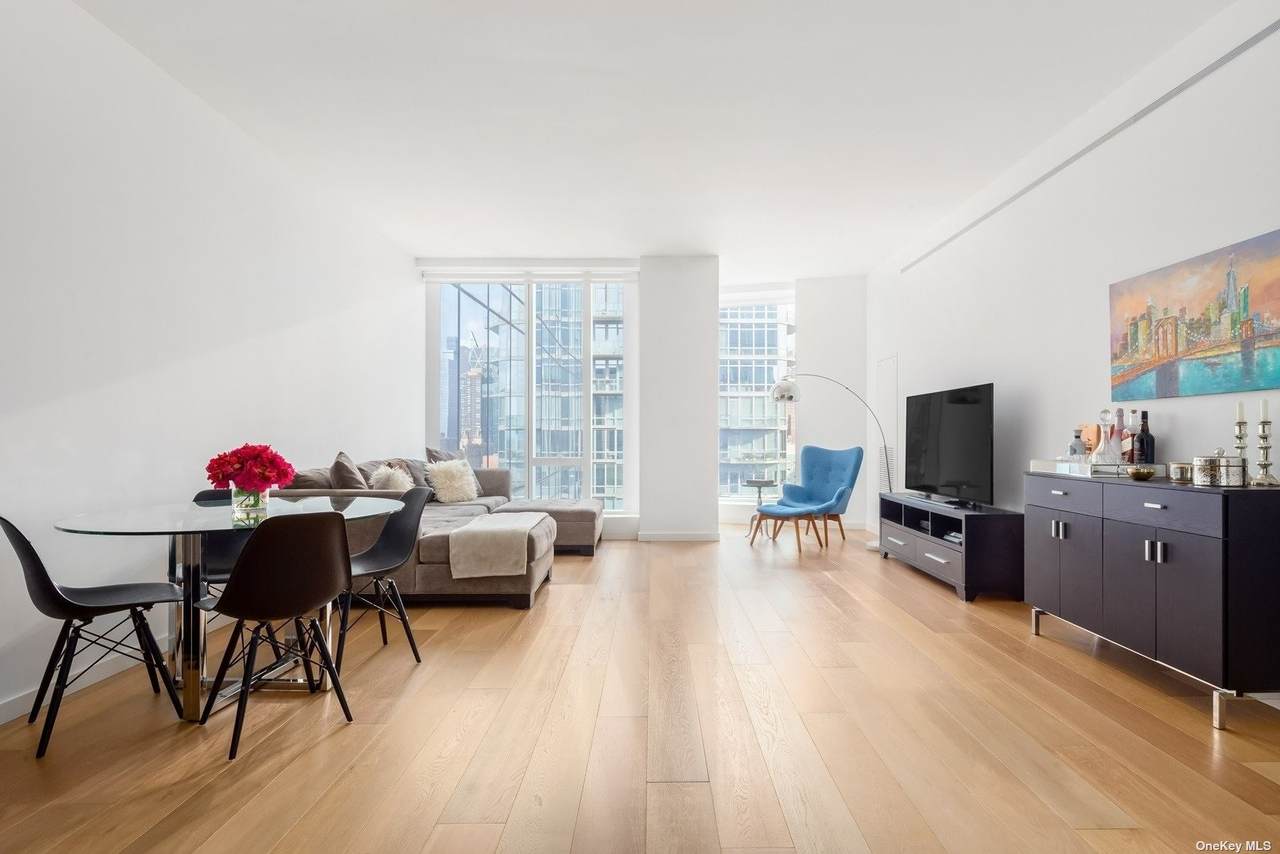 1 End Avenue - Photo 1
