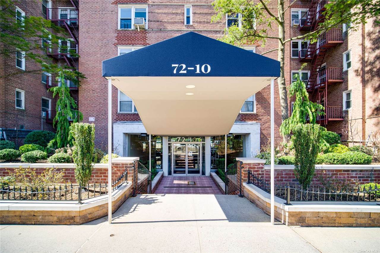 72-10 112 Street - Photo 1
