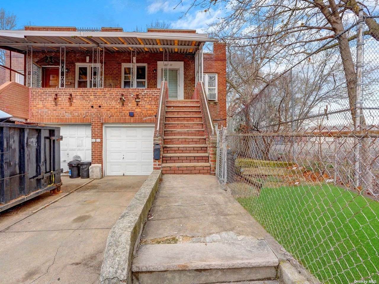237-31 Fairbury Avenue - Photo 1