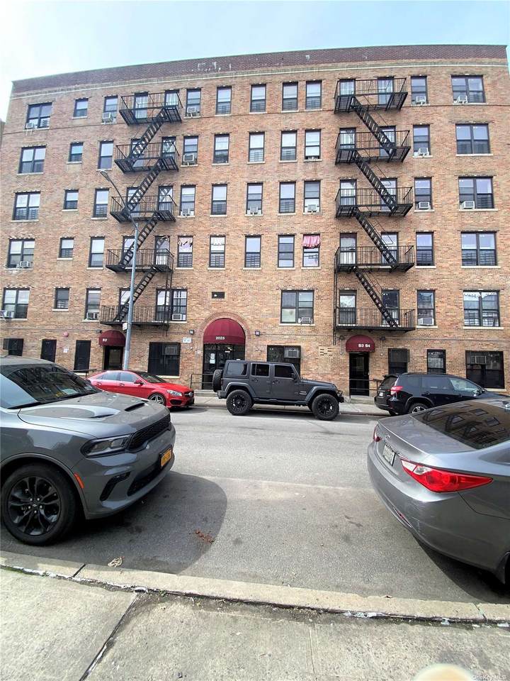 2023 Belmont Avenue - Photo 1