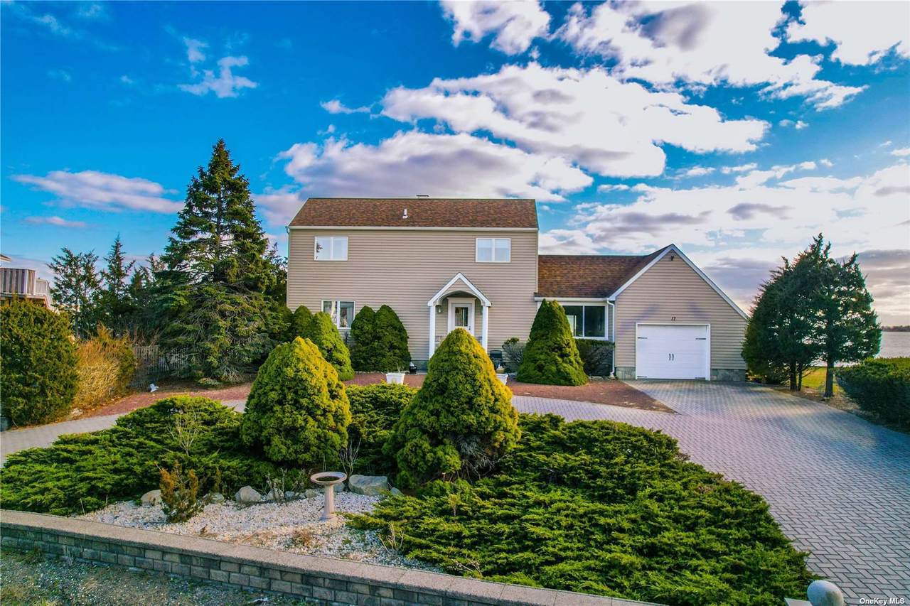 17 Washington Drive - Photo 1
