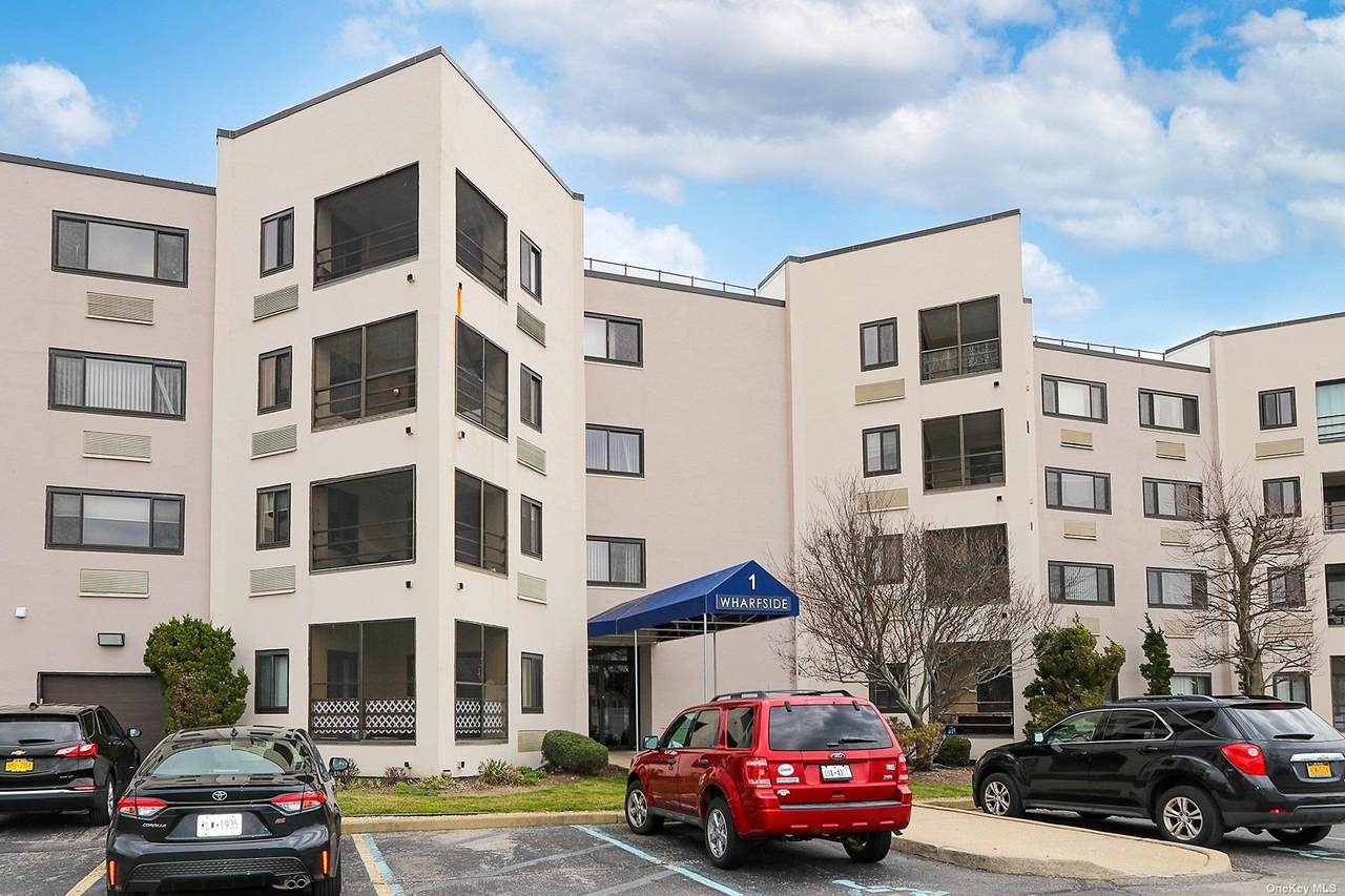 725 Miller Avenue - Photo 1