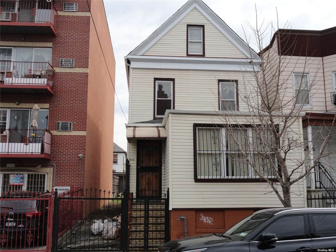 35-13 103rd Street - Photo 1