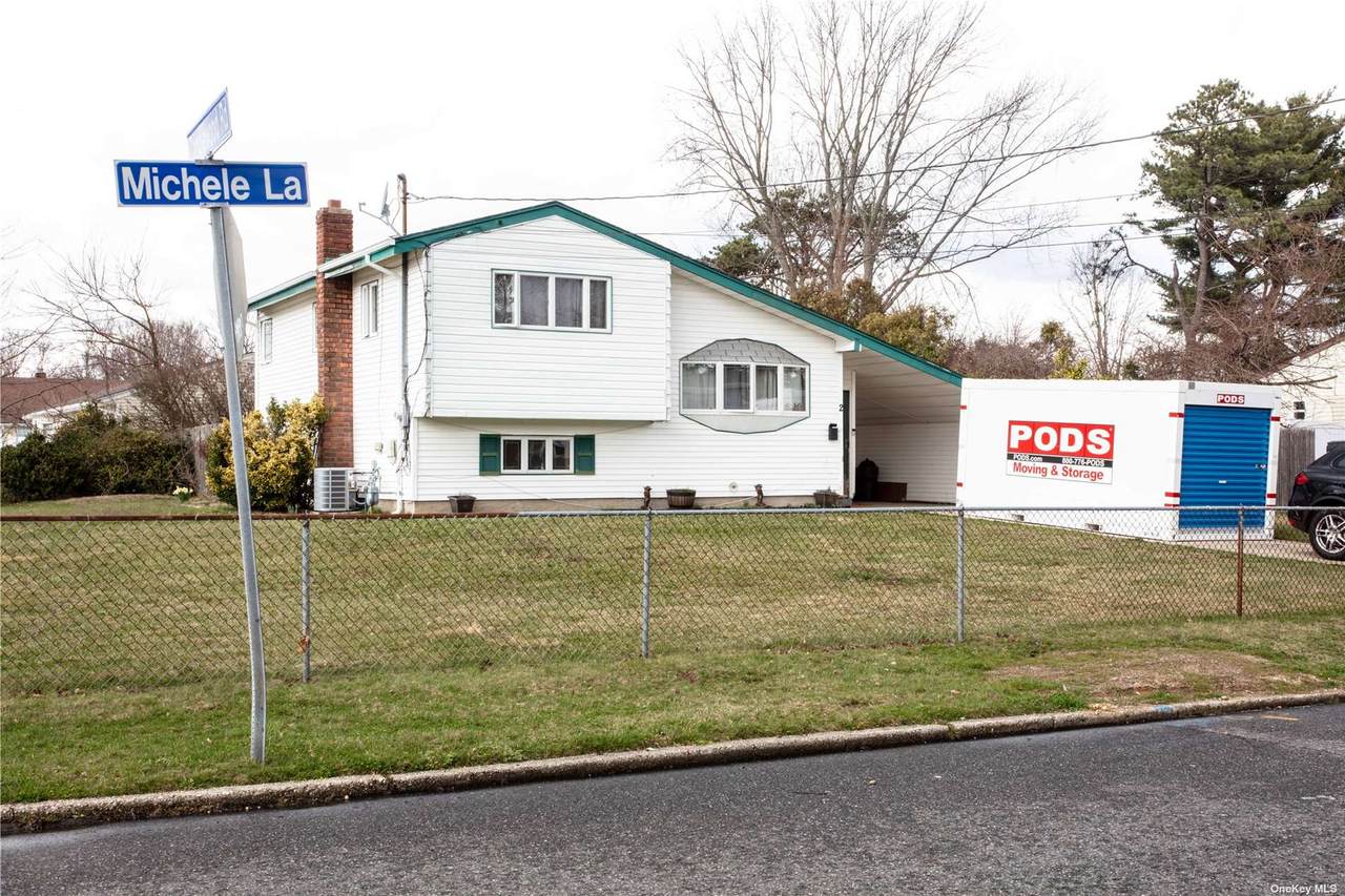 2 Michelle Ln - Photo 1