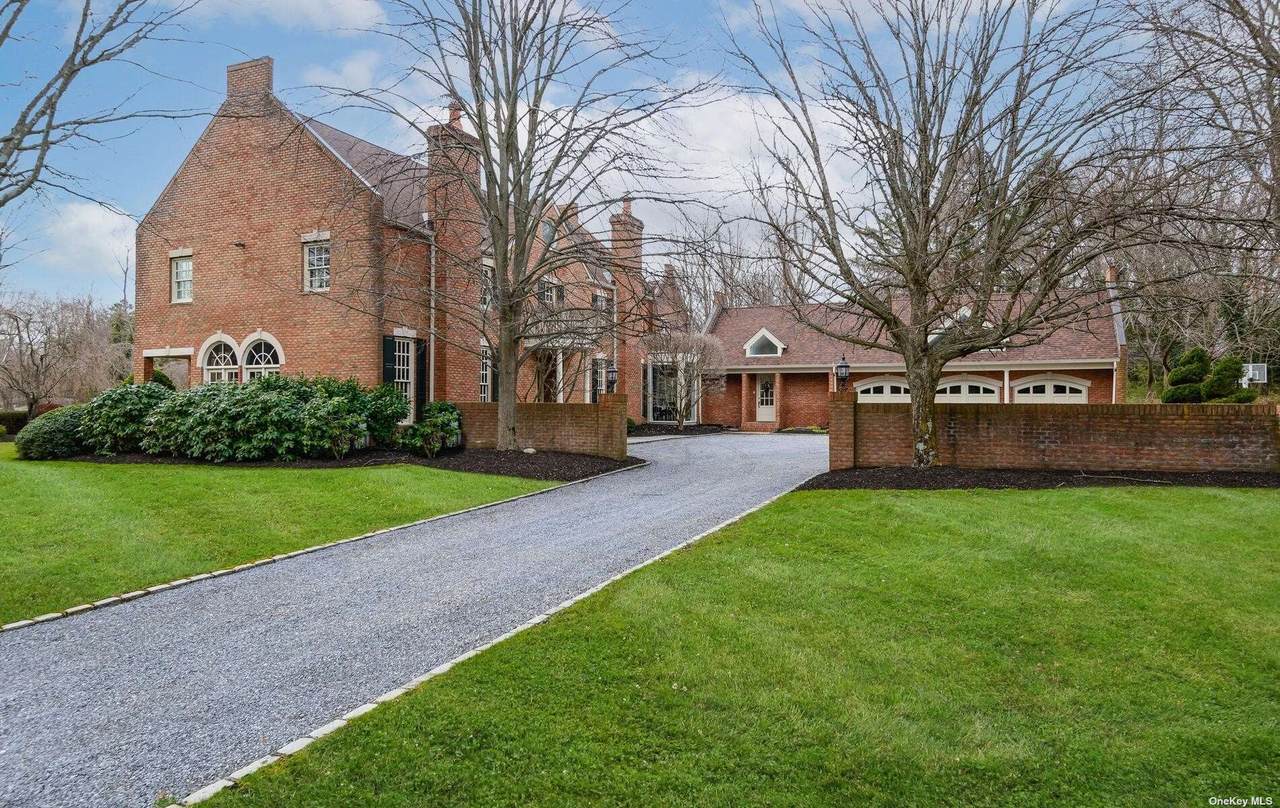 1 Seven Springs Court - Photo 1