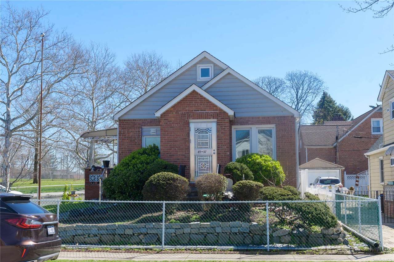 49-37 Utopia Parkway - Photo 1