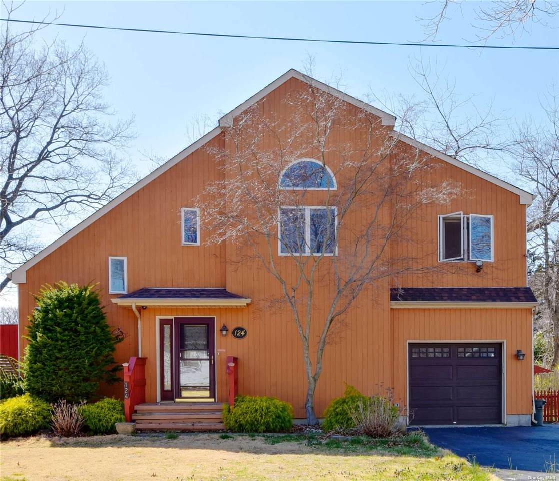 124 Curtis Drive - Photo 1