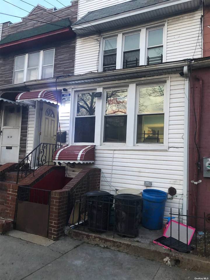 9039 138 St - Photo 1