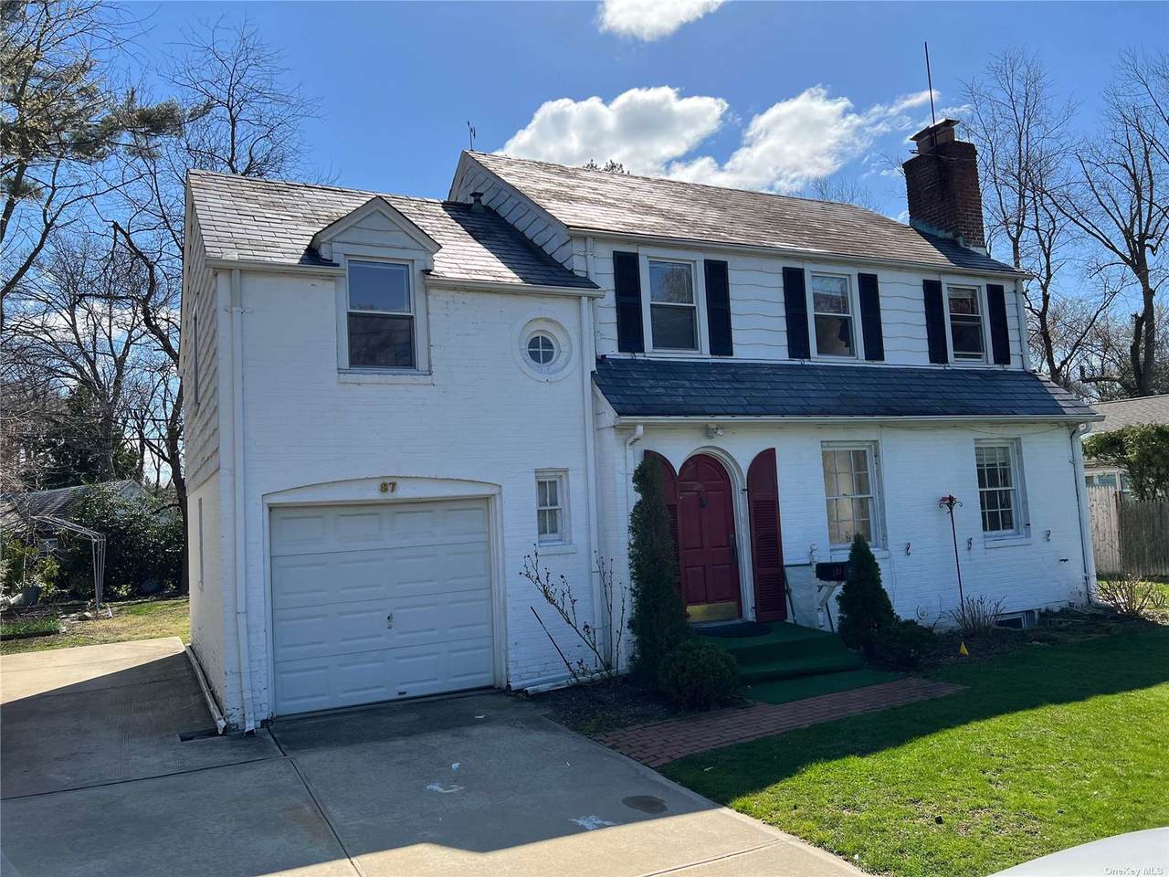87 Port Washington Boulevard - Photo 1