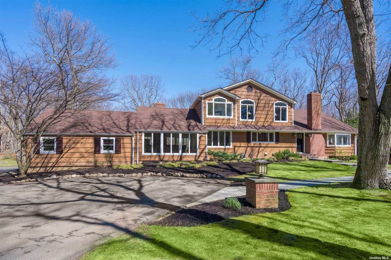 3 Pheasant Lane - Photo 1