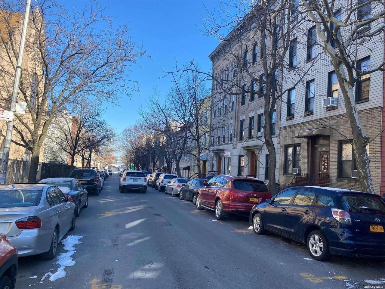 184 Kent Street - Photo 1