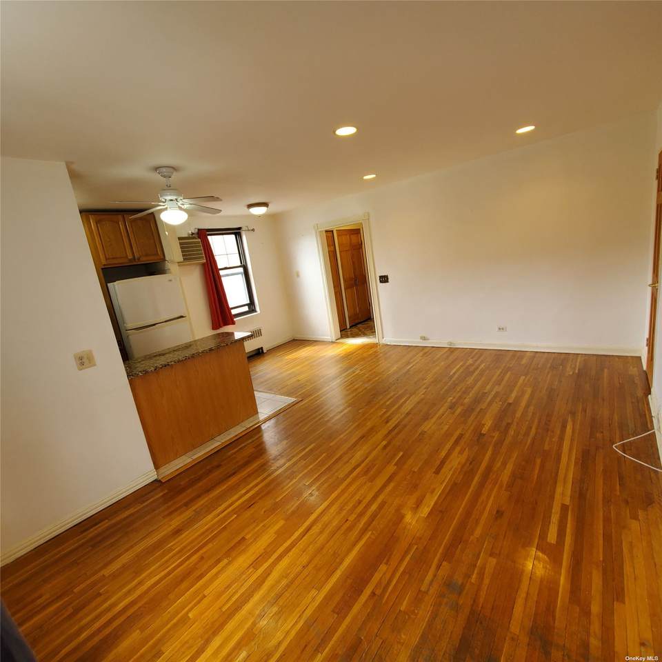 6956A 136th Street - Photo 1