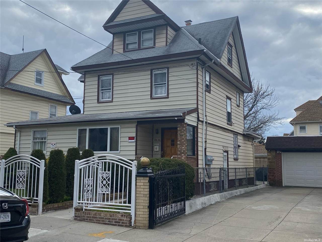 86-36 107th Street - Photo 1