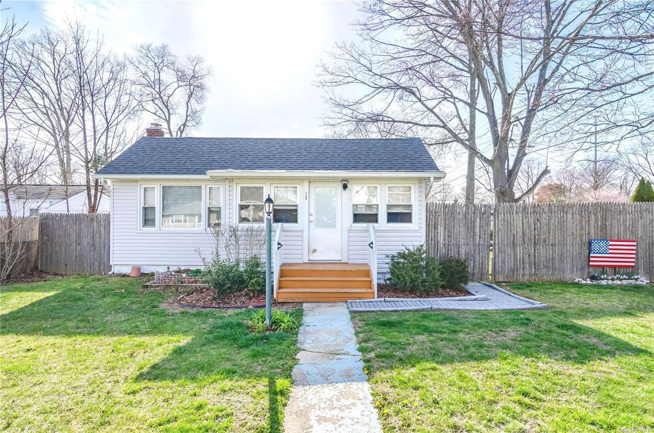 154 Woodycrest Drive - Photo 1