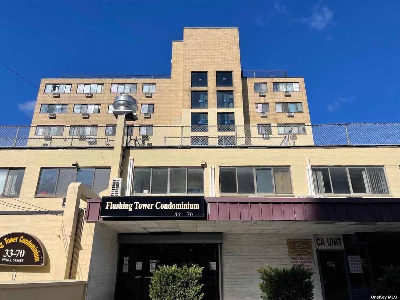 33-70 Prince Street - Photo 1