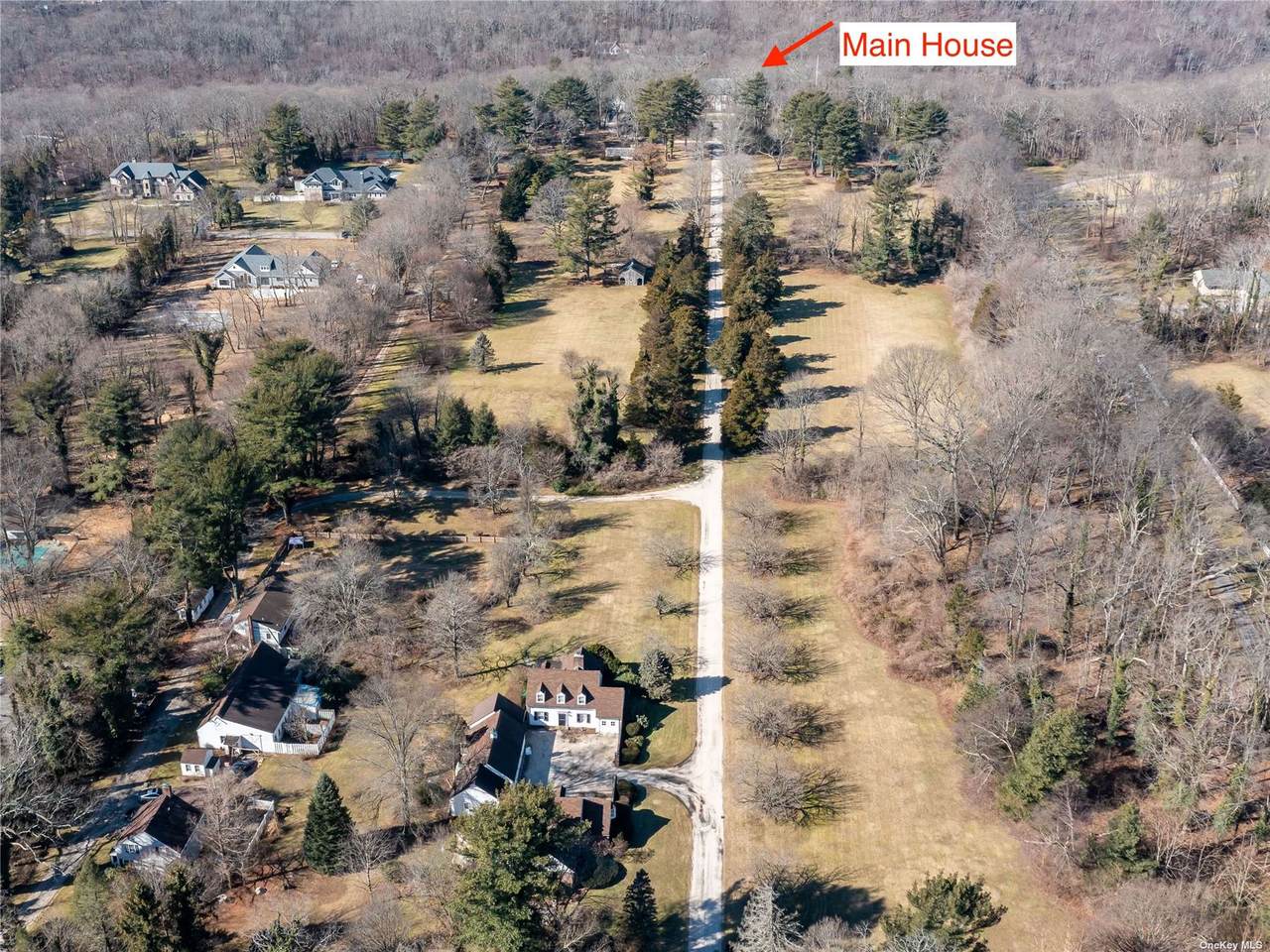 473 Woodbury Road - Photo 1