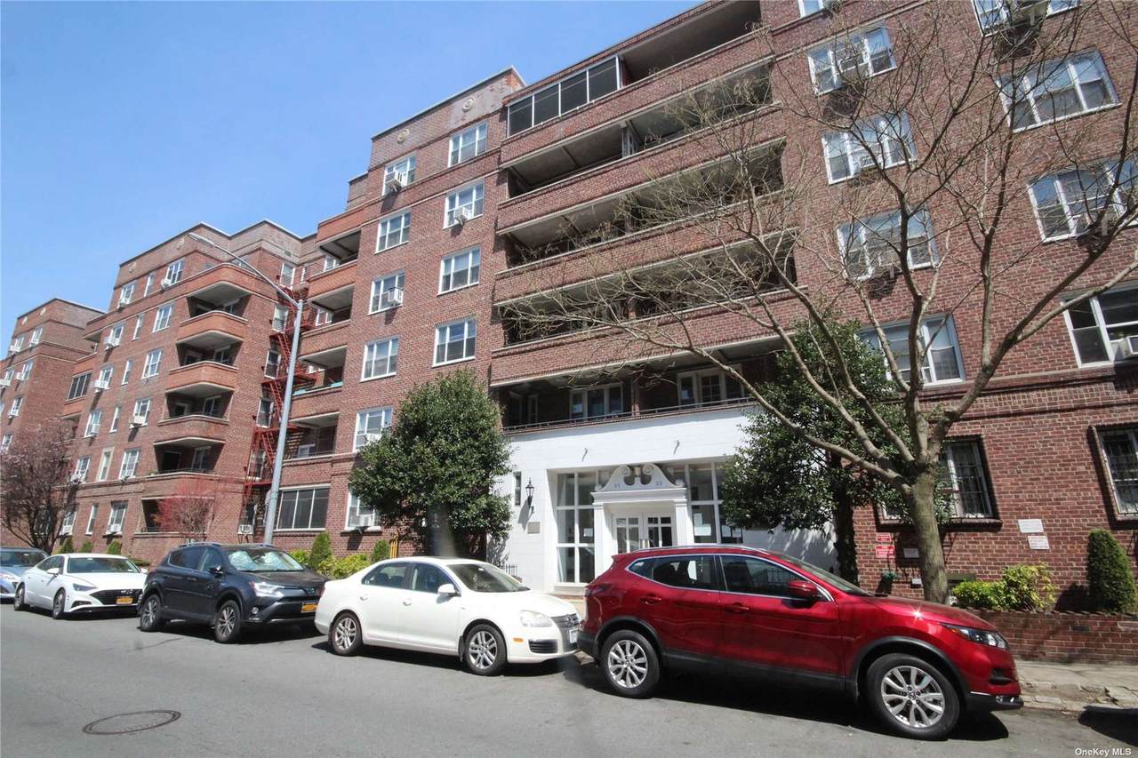83-33 Austin Street - Photo 1