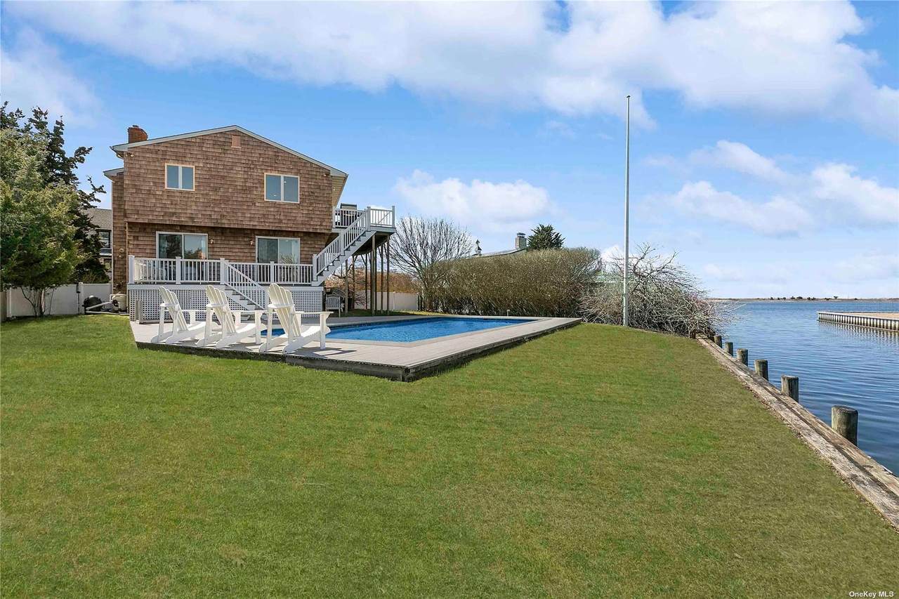 91 Little Neck Road - Photo 1