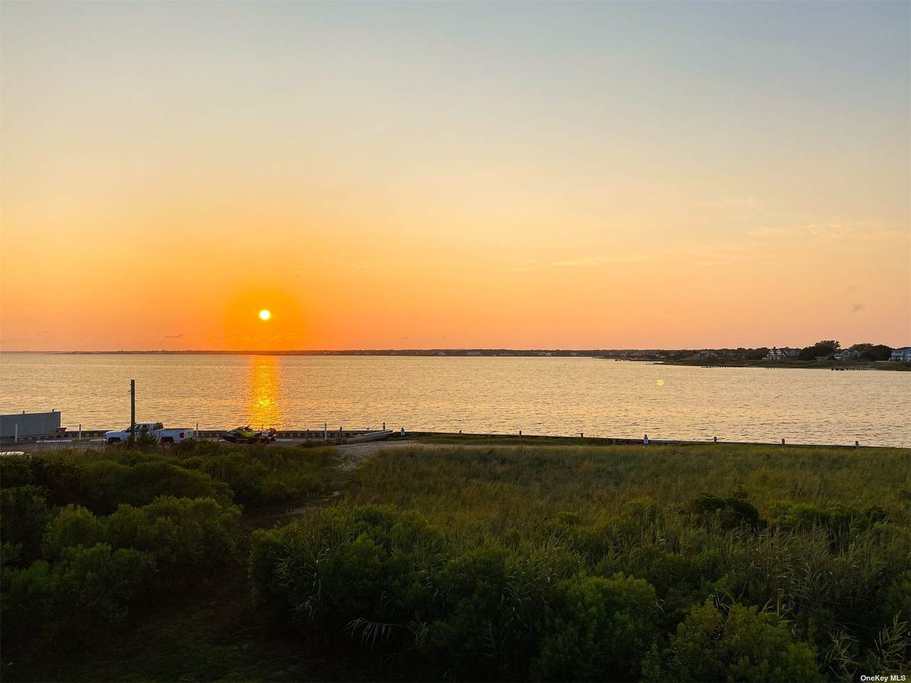 274 Dune Road - Photo 1