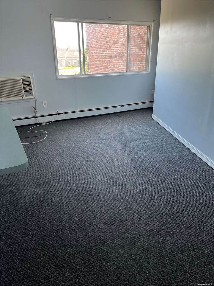 263 Newbridge Road - Photo 1