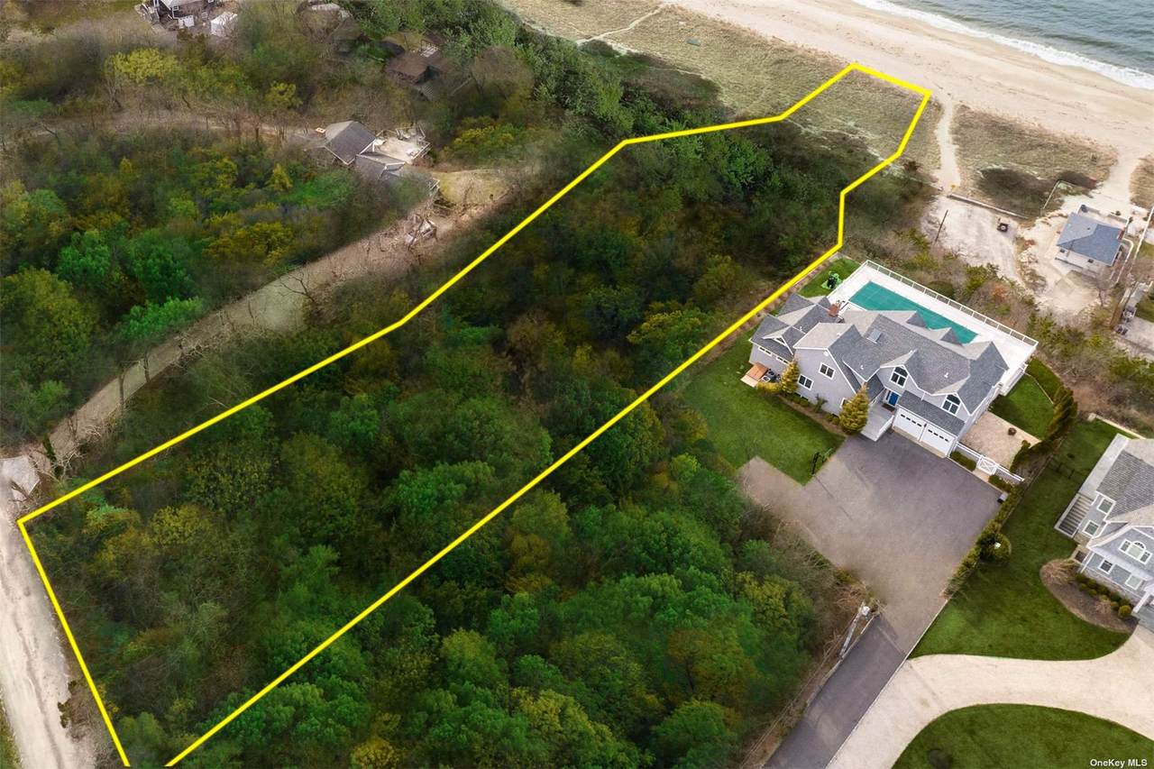 1940 Central Drive - Photo 1