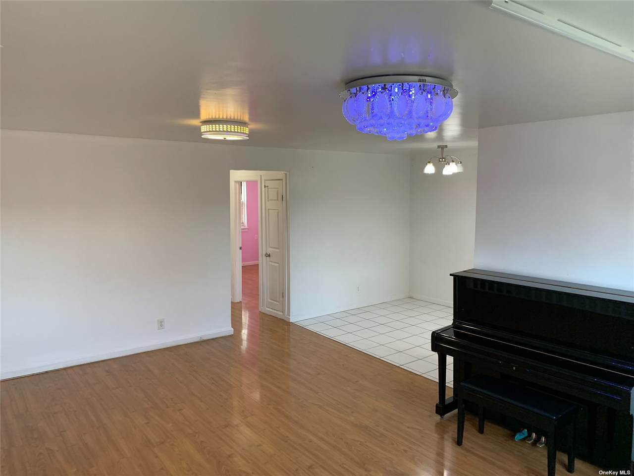 152-31 Jewel Ave. - Photo 1