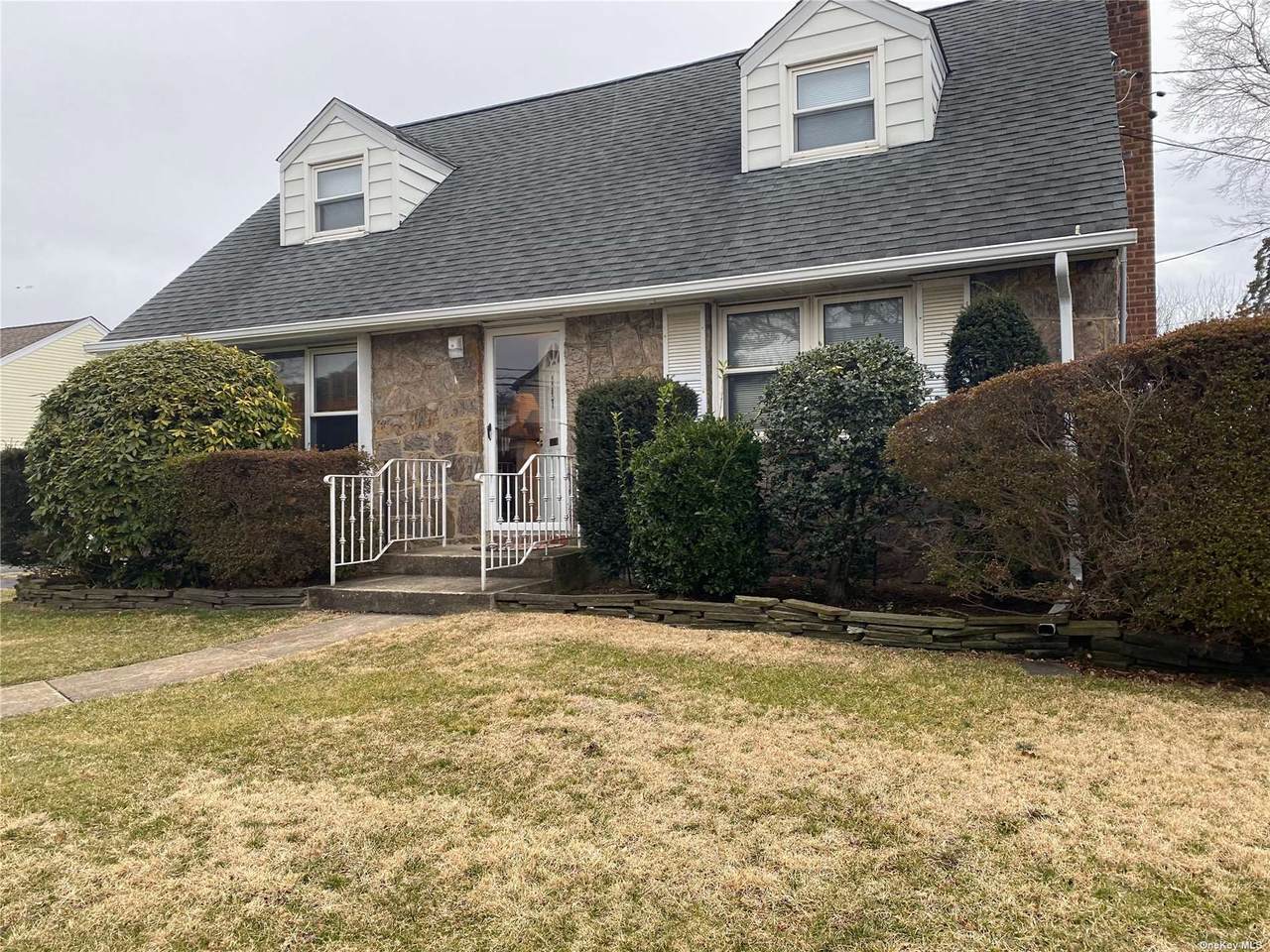 247 East Avenue - Photo 1