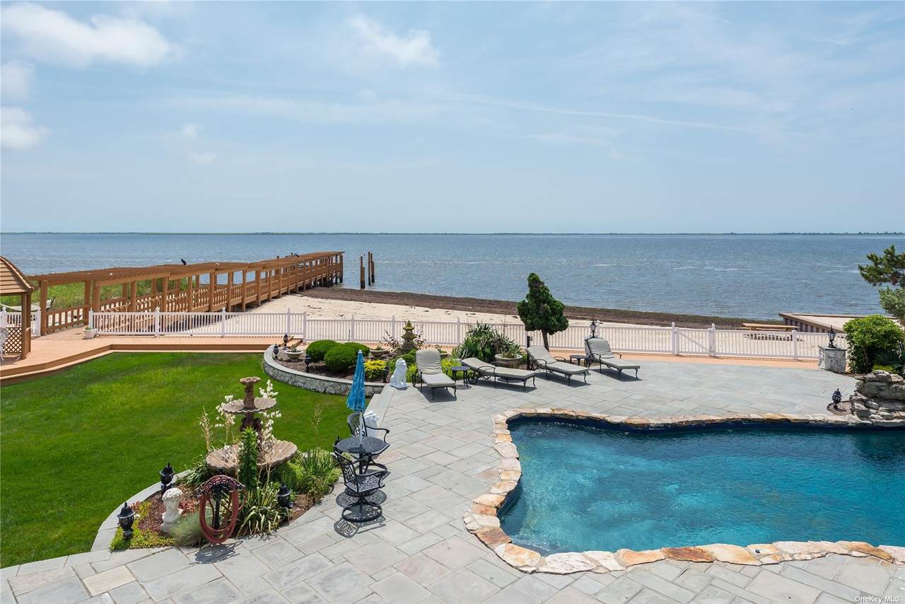 62 Riviera Drive - Photo 1