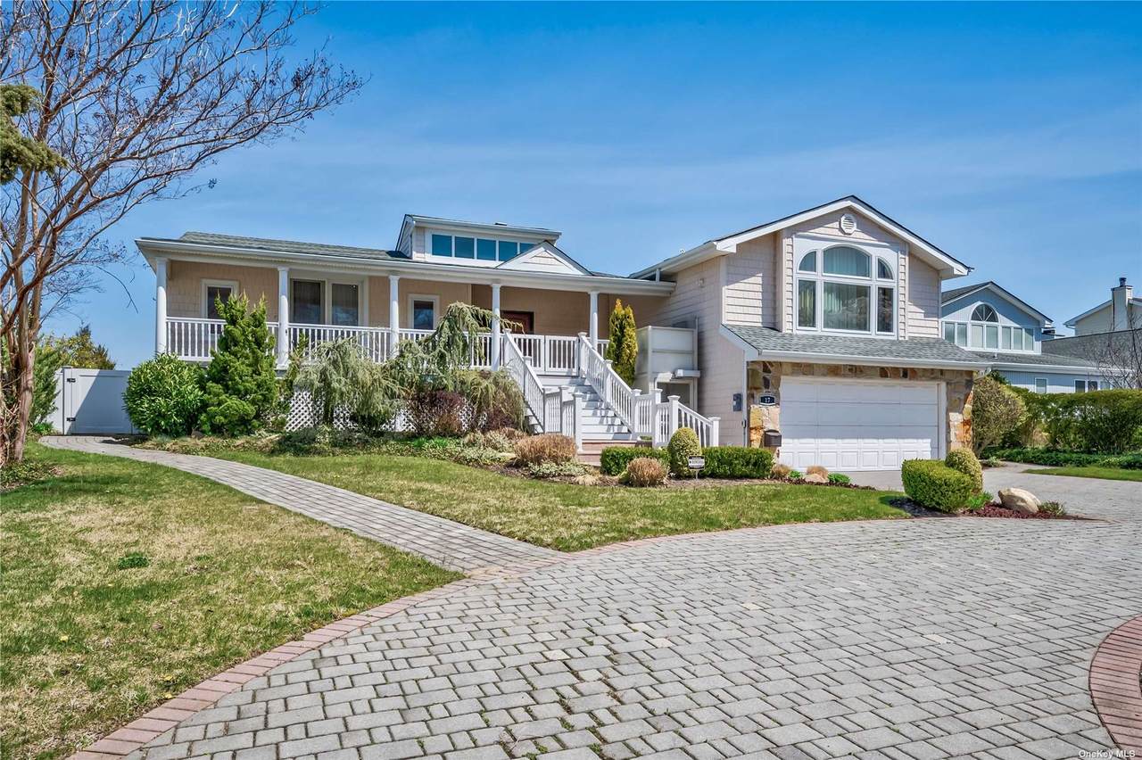 17 Oak Point Drive - Photo 1