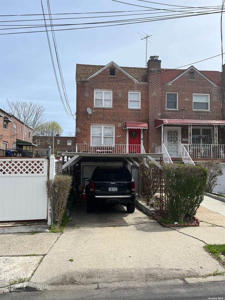 2766 Paulding Avenue - Photo 1