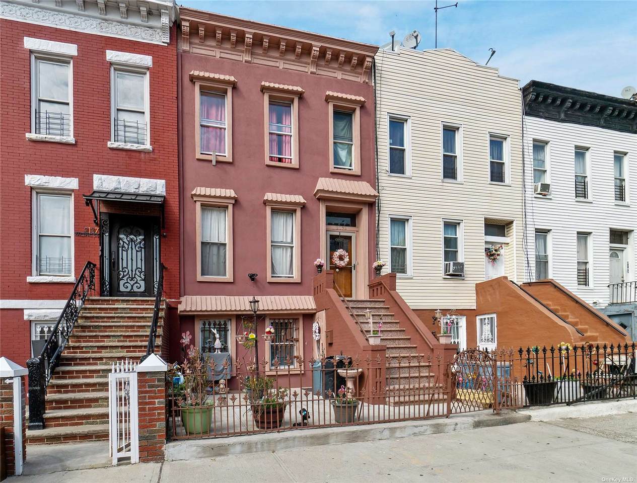 2139 Pacific Street - Photo 1