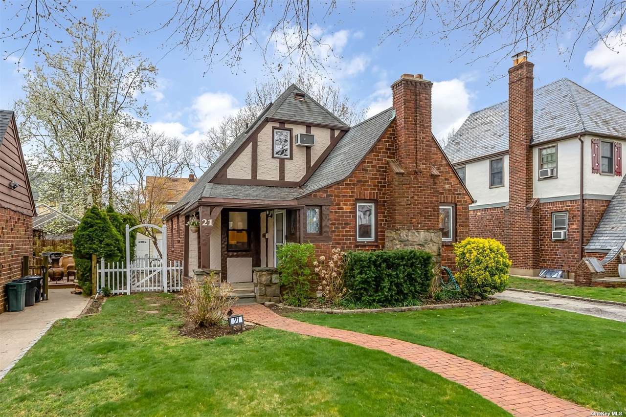 21 Croyden Road - Photo 1