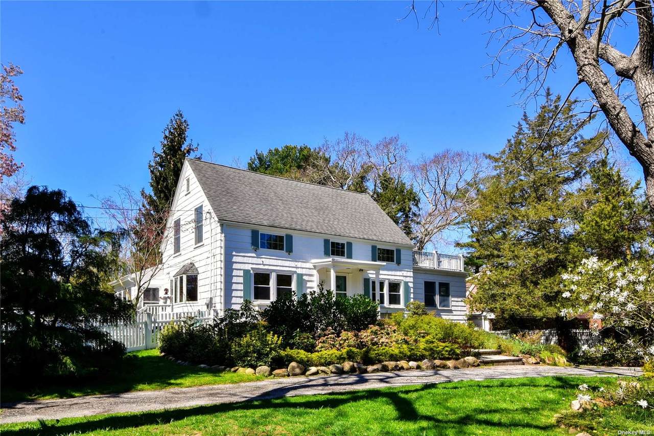 2606 Wading River Road - Photo 1