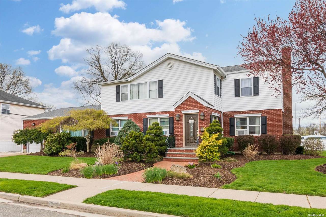 378 Hillside Drive - Photo 1