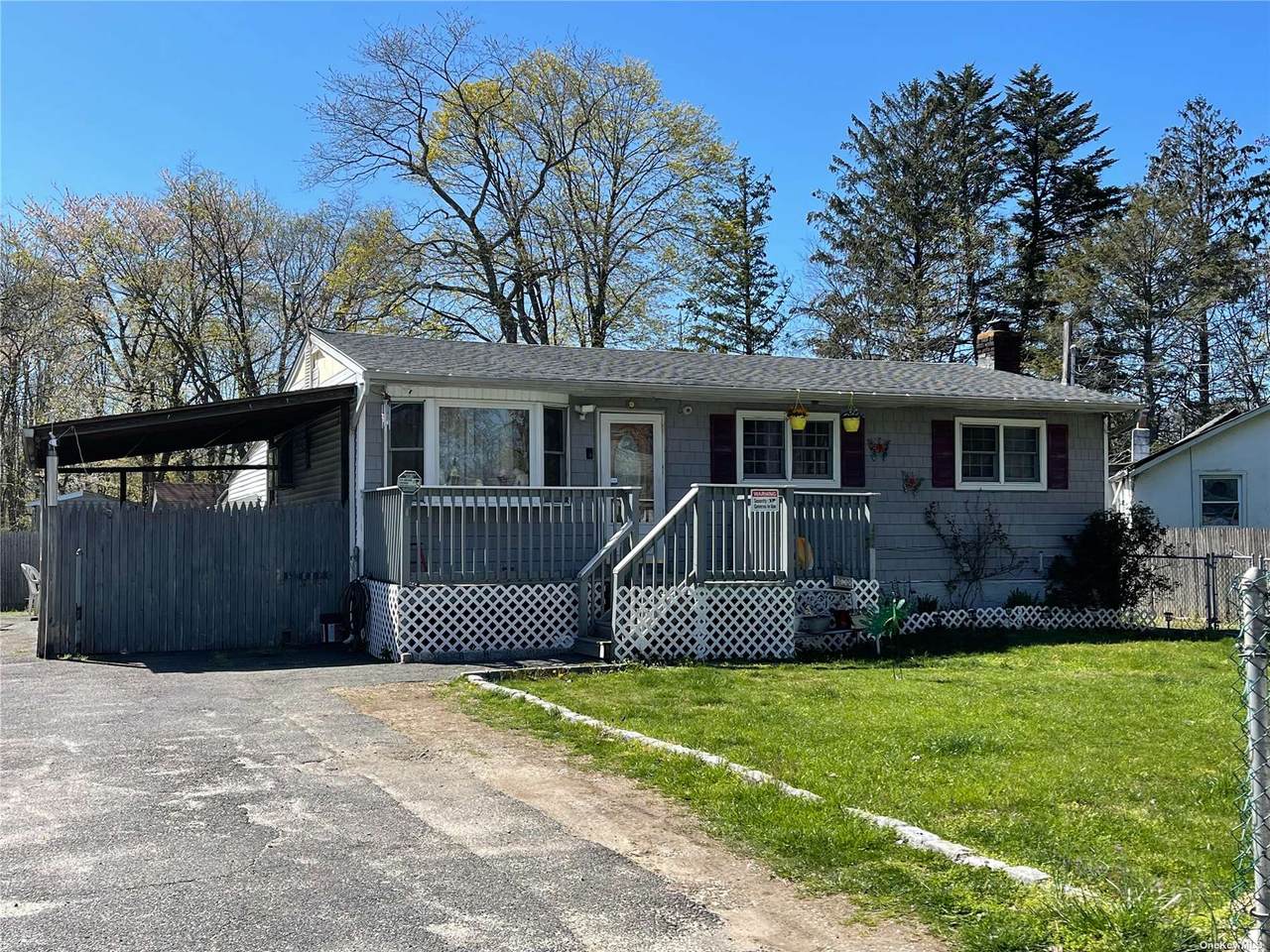 44 Grant Avenue - Photo 1