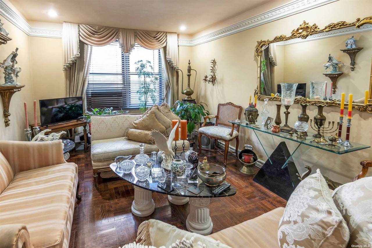 33-47 91 Street - Photo 1