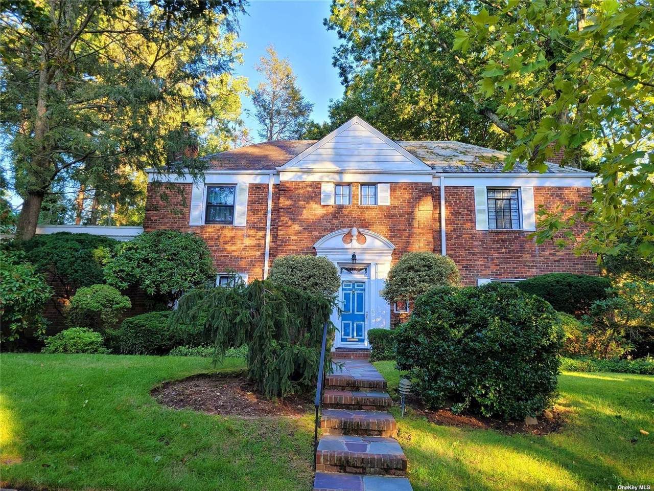 11 Dorset Road - Photo 1