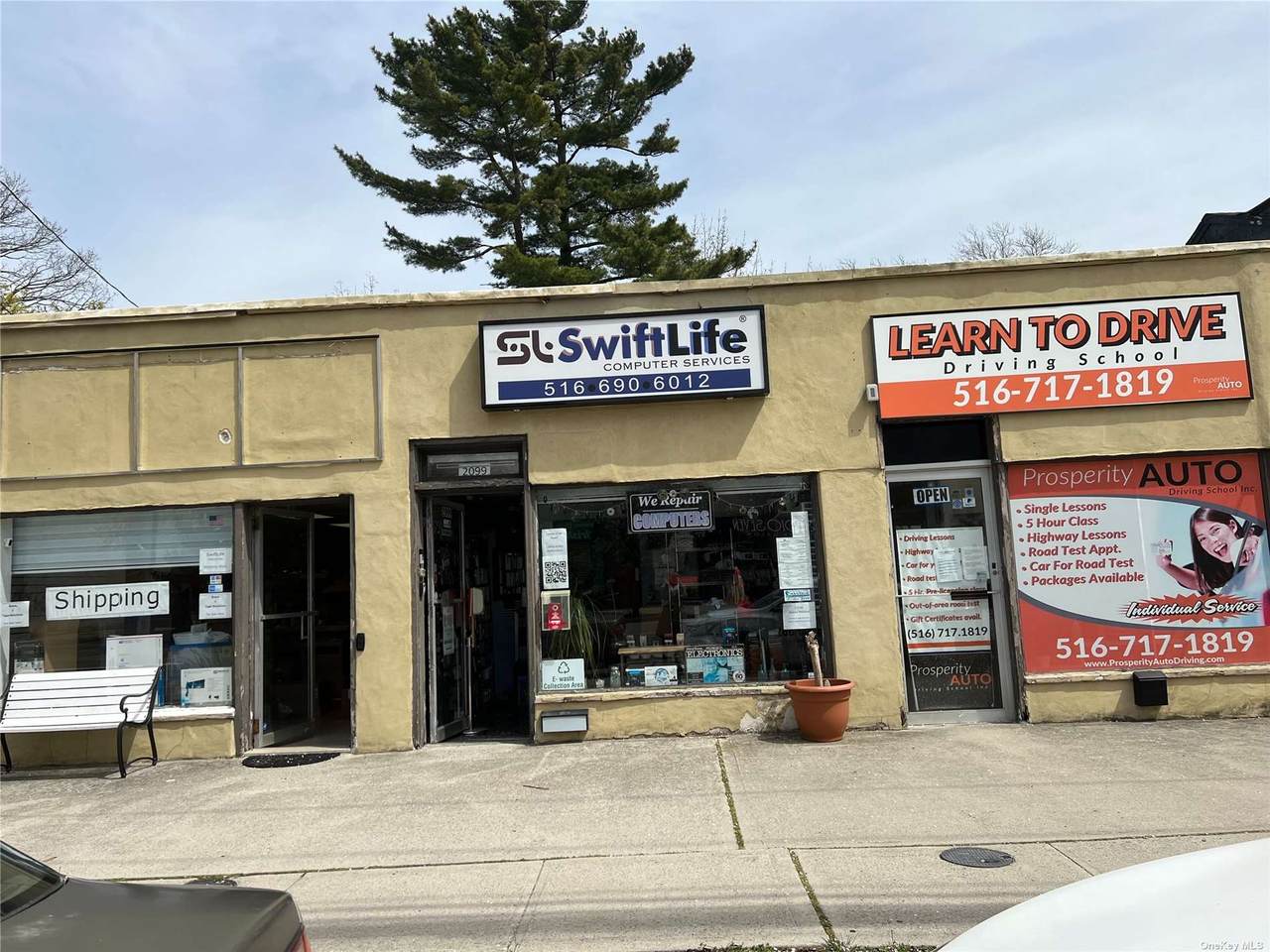 2097 Wantagh Avenue - Photo 1