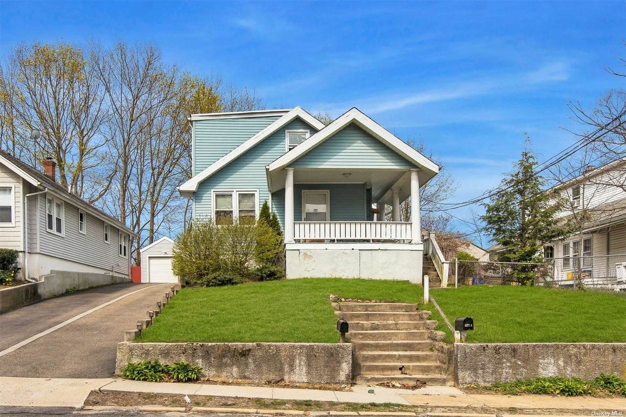 2880 Pond Road - Photo 1