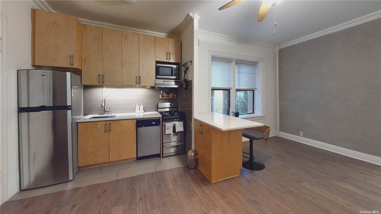 82-06 34 Avenue - Photo 1