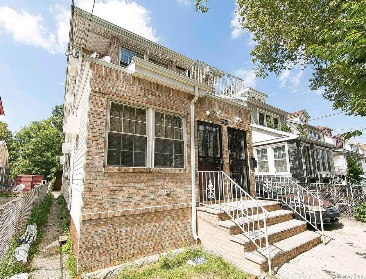 209-39 112th Road - Photo 1