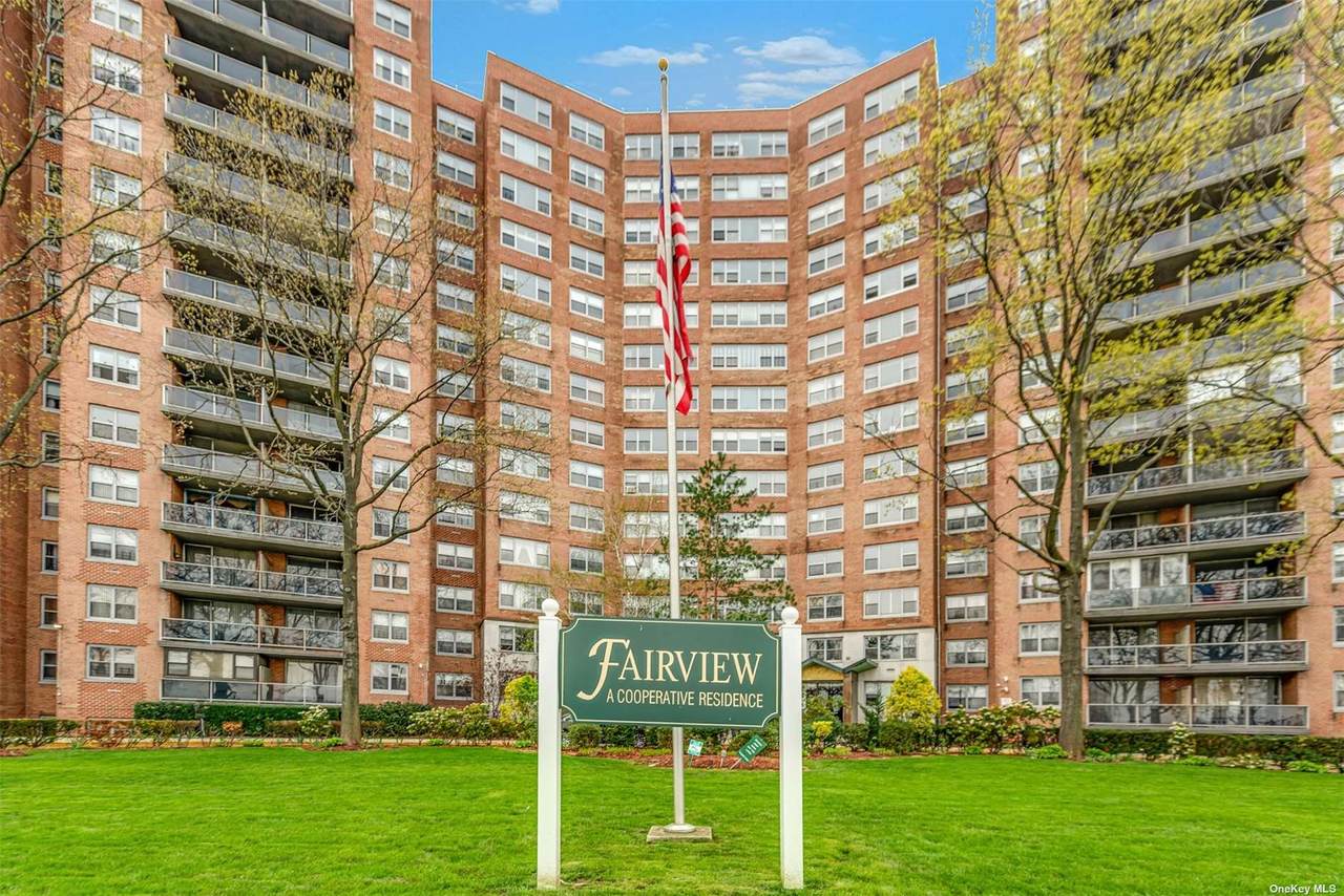 61-20 Grand Central Parkway - Photo 1