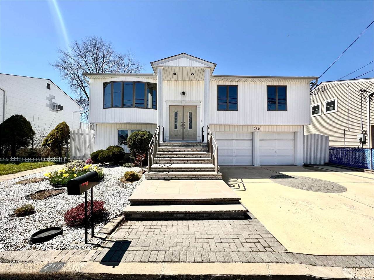 2546 Island Channel Road - Photo 1